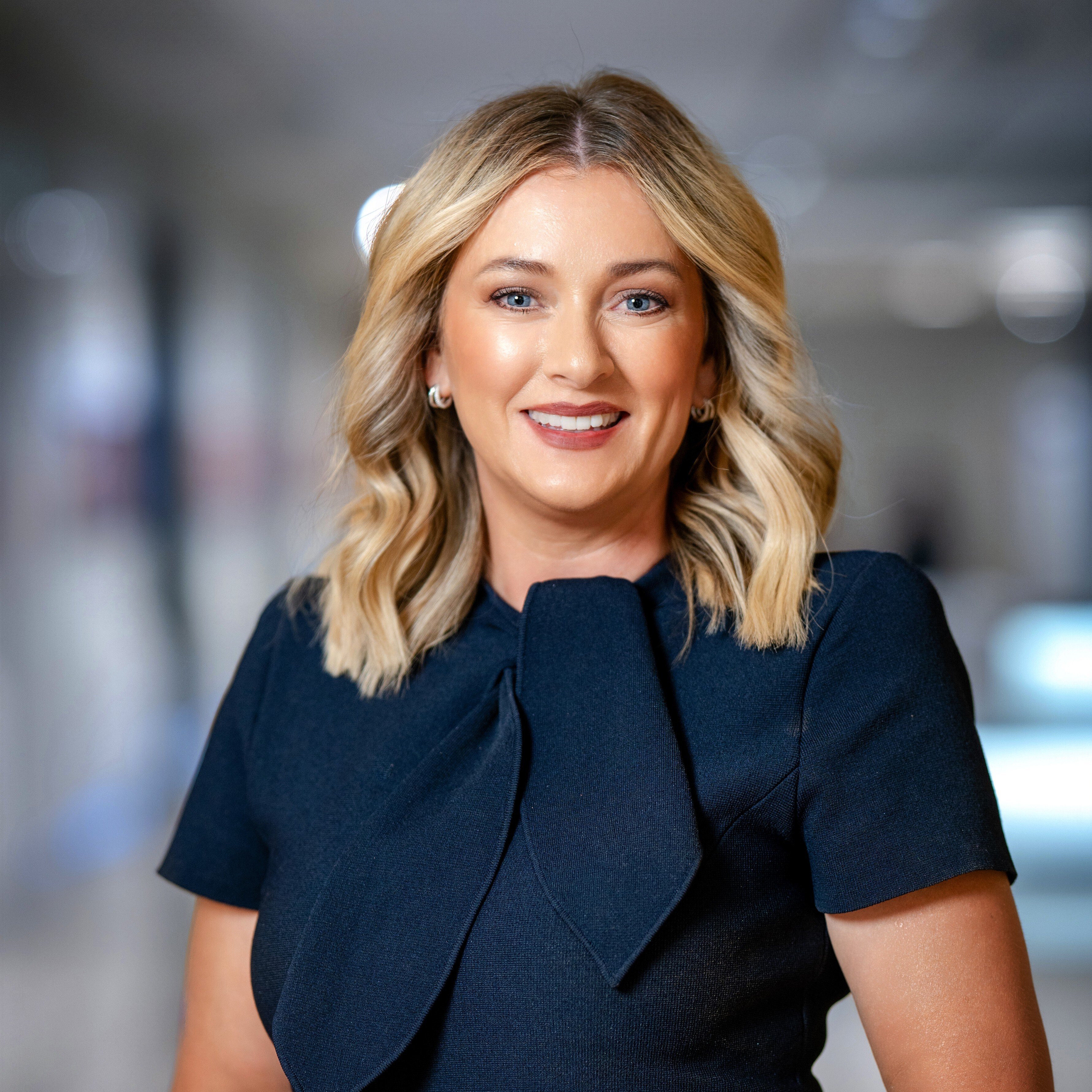 Kirsten Mills Square