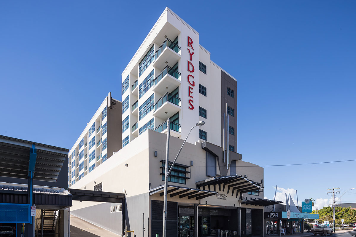 rydges-mackay-suites-exterior-hero